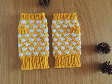 画像をギャラリービューアに読み込む, 【編み図】シェル模様の指なし手袋(pdfファイル)