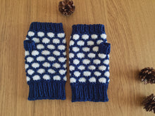 画像をギャラリービューアに読み込む, 【編み図】シェル模様の指なし手袋(pdfファイル)