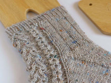 画像をギャラリービューアに読み込む, 【編み図】ハニカムレースソックス(pdfファイル)
