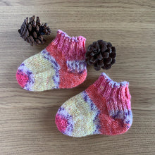 画像をギャラリービューアに読み込む, 【編み図】ベビー靴下〜Hello Baby! Socks〜(印刷物)