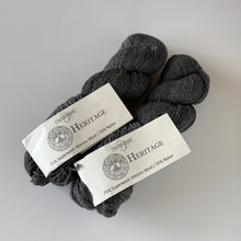 画像をギャラリービューアに読み込む, Cascade Yarns Heritage Charcoal（#5631）

